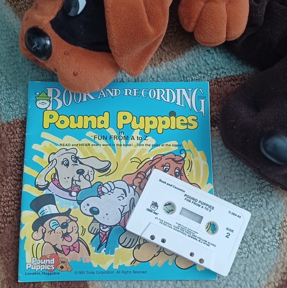 Vintage 80s Pound Puppies 3 Dog 1985 Plush Set & Read Along Book & Cassette - Picture 5 of 14